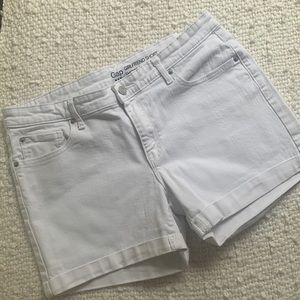 GAP White Girlfriend Shorts Size 12